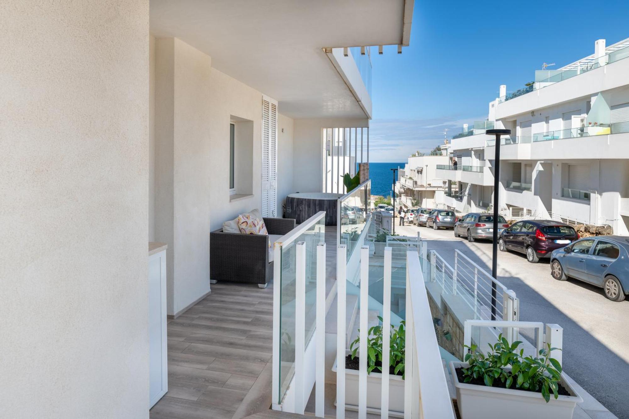 Exclusive Deluxe Apt Up To 6 People & Heated Tub Polignano a Mare Esterno foto