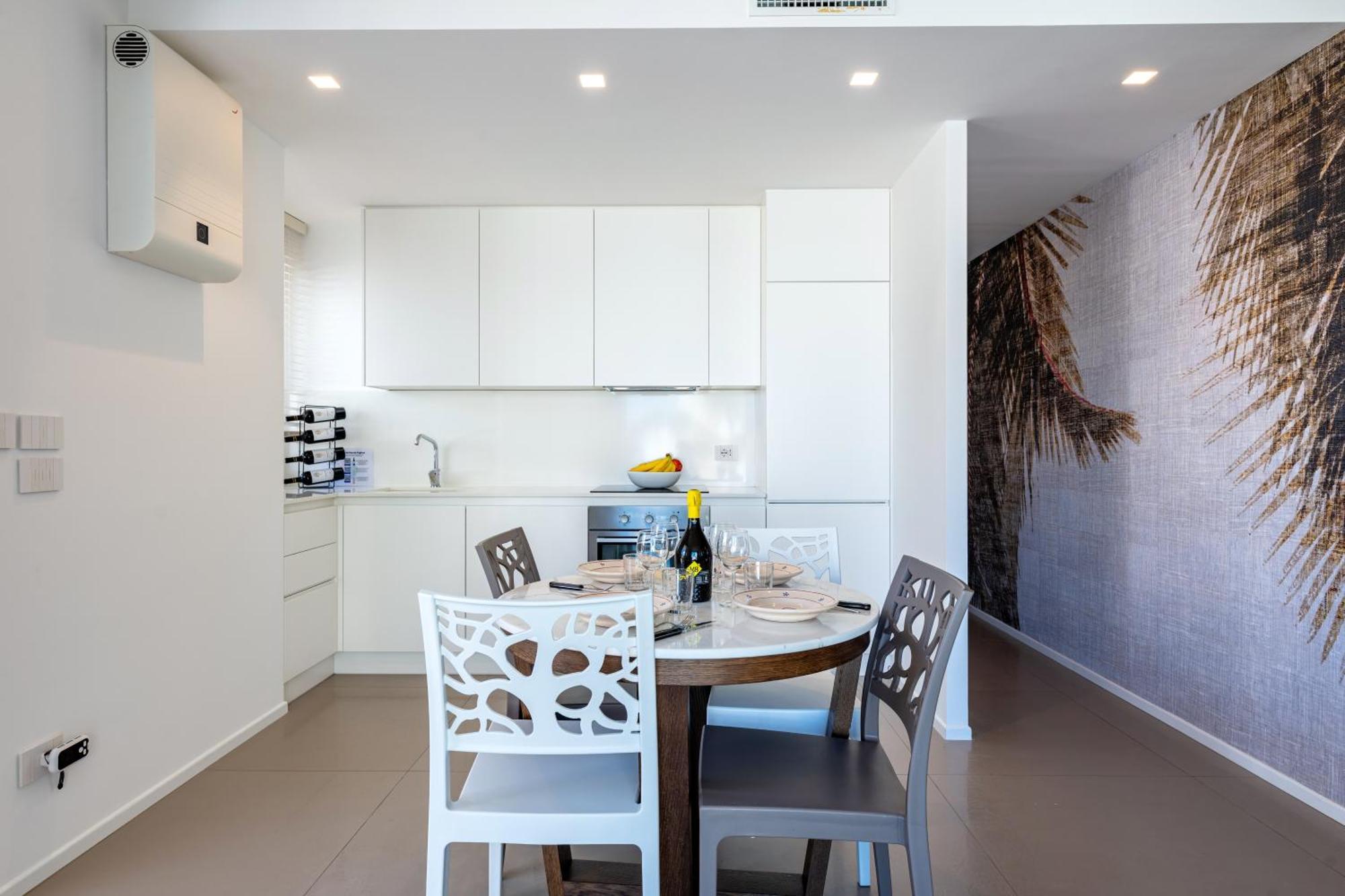 Exclusive Deluxe Apt Up To 6 People & Heated Tub Polignano a Mare Esterno foto