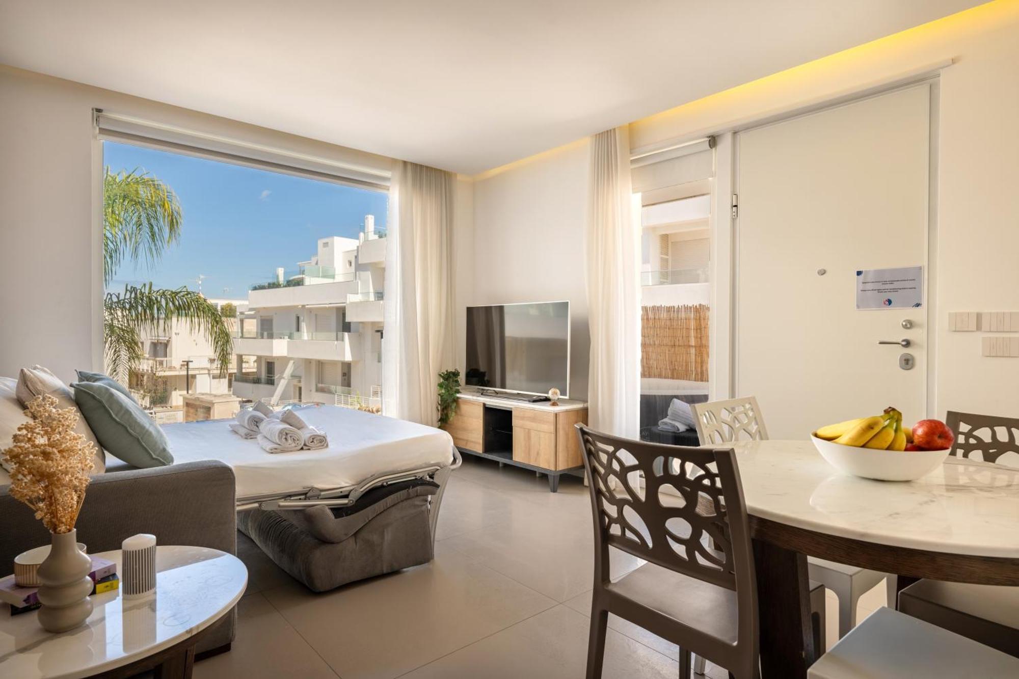 Exclusive Deluxe Apt Up To 6 People & Heated Tub Polignano a Mare Esterno foto