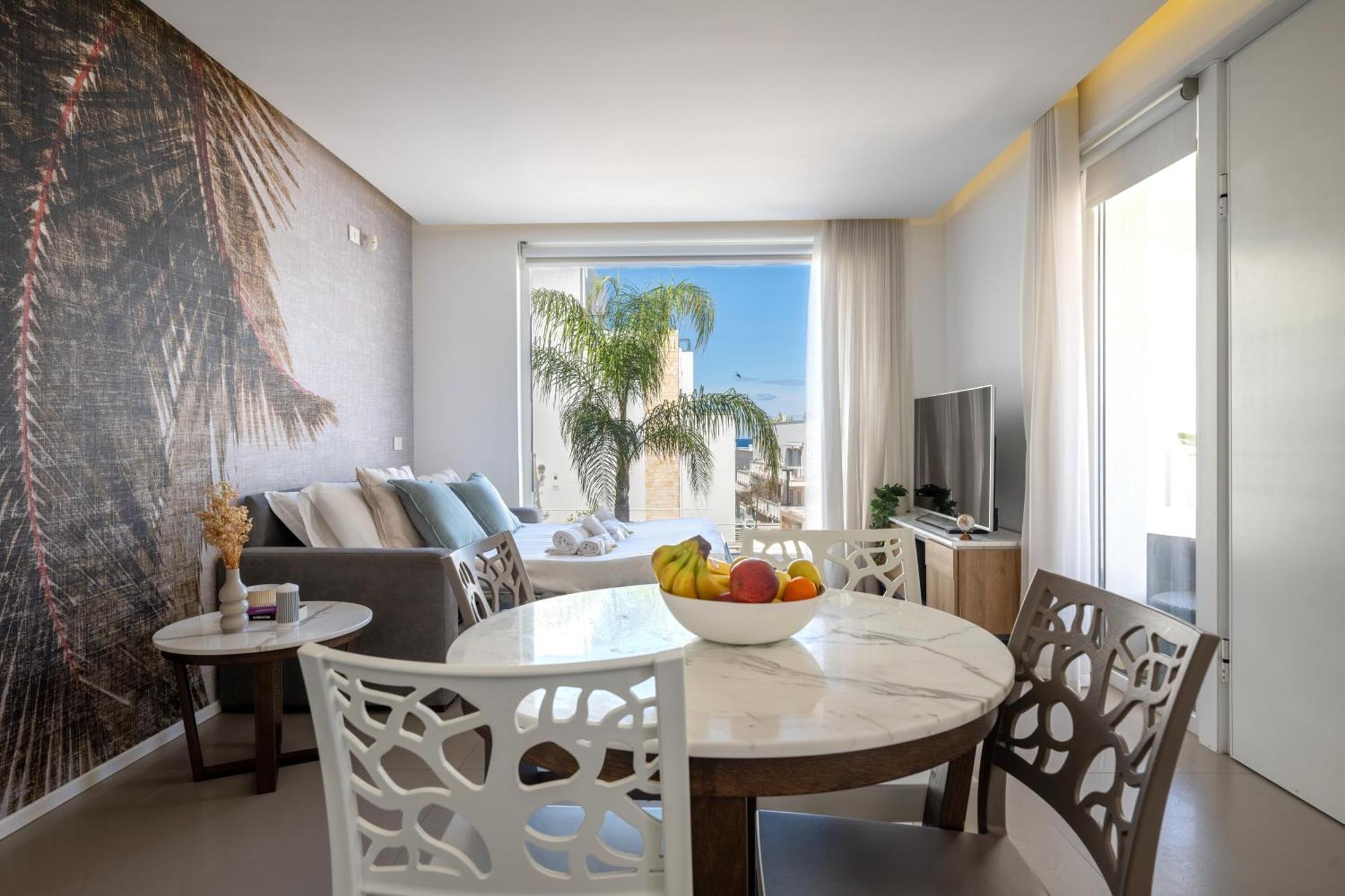 Exclusive Deluxe Apt Up To 6 People & Heated Tub Polignano a Mare Esterno foto